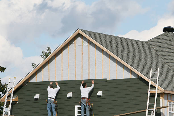 Professional Siding Contractor technician working in Salisbury, NC